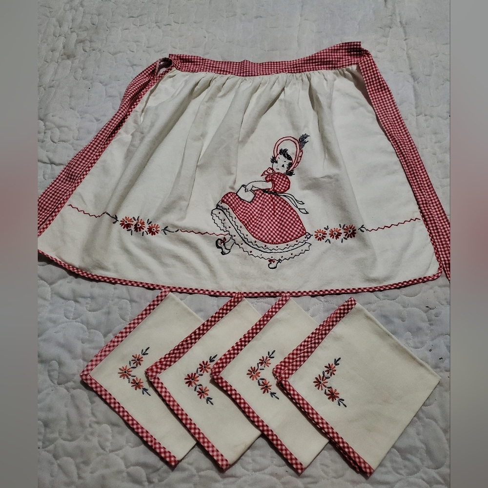 vintage embroidered girl with bonnet red gingham apron with 4 matching napkins